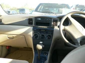 2002 Toyota Corolla Pictures