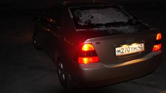 2002 Toyota Corolla Pics