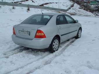 2002 Toyota Corolla Photos