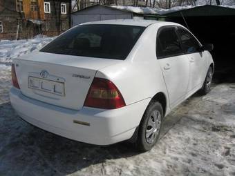 2002 Toyota Corolla Photos