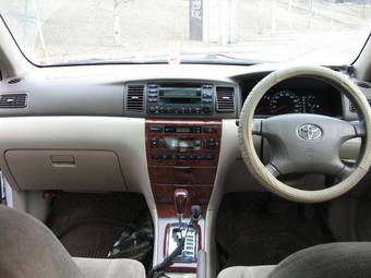 2002 Toyota Corolla Pictures