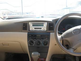 2002 Toyota Corolla Pictures