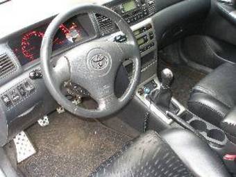 2002 Toyota Corolla Pictures