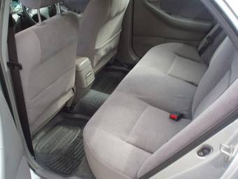 2002 Toyota Corolla Photos