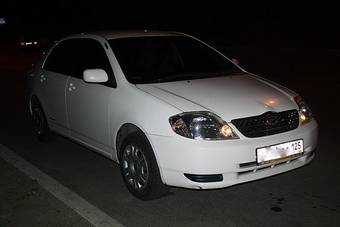 2002 Toyota Corolla Pictures