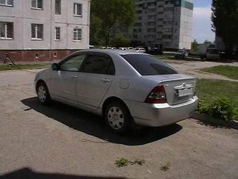 2002 Toyota Corolla Photos