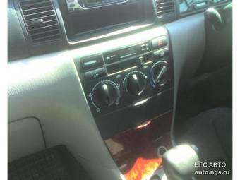 2002 Toyota Corolla Photos
