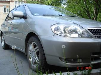 2002 Toyota Corolla Pictures