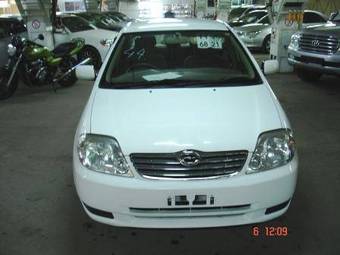 2002 Toyota Corolla Photos