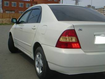 2002 Toyota Corolla Images