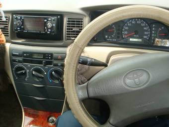 2002 Toyota Corolla Pictures