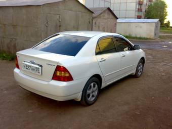 2002 Toyota Corolla Photos