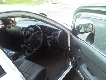 2002 Toyota Corolla Pictures