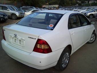 2002 Toyota Corolla Photos