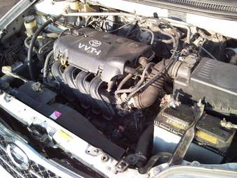 2002 Toyota Corolla Pictures