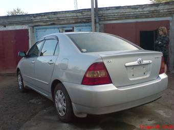 2002 Toyota Corolla Photos