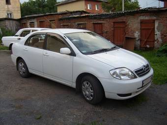 2002 Toyota Corolla Pictures