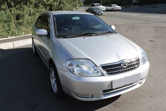 2002 Toyota Corolla Pictures