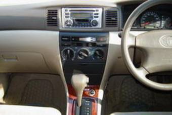 2002 Toyota Corolla Pictures