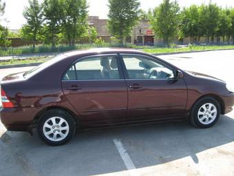 2002 Toyota Corolla Pictures