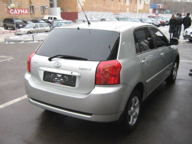 2003 Toyota Corolla