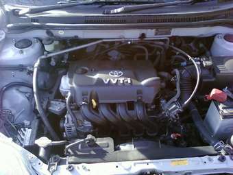 2003 Toyota Corolla Pictures