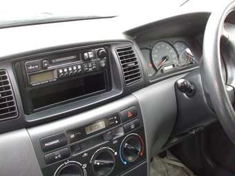 2003 Toyota Corolla Pictures