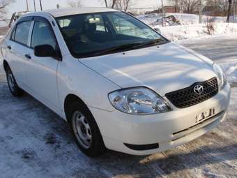 2003 Toyota Corolla Photos