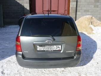 2003 Toyota Corolla Photos