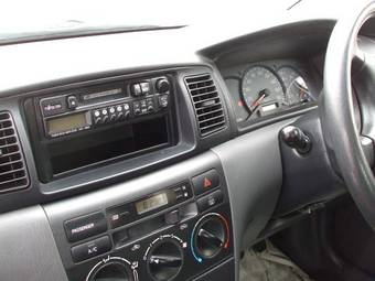 2003 Toyota Corolla Images