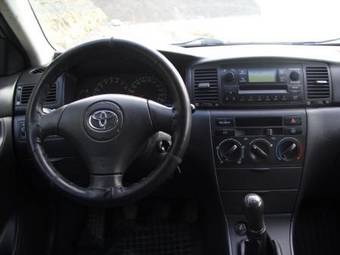 2003 Toyota Corolla Pictures