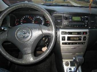 2003 Toyota Corolla Images