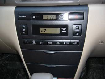 2003 Toyota Corolla Photos