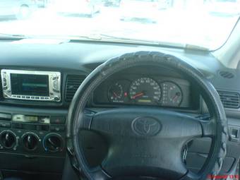 2003 Toyota Corolla Photos