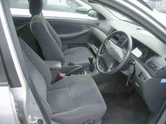 2003 Toyota Corolla Photos