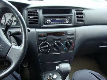 2003 Toyota Corolla Photos