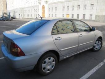 2003 Toyota Corolla Pictures