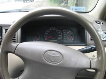 2003 Toyota Corolla Photos