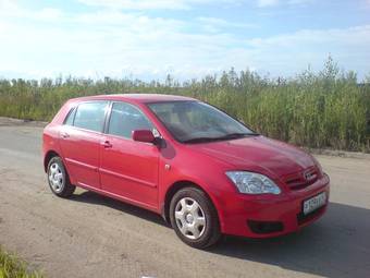 2003 Toyota Corolla Photos