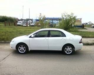 2003 Toyota Corolla Photos