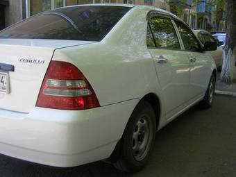 2003 Toyota Corolla Pictures