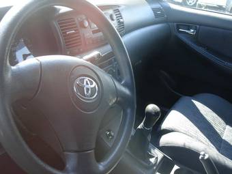 2003 Toyota Corolla Pictures