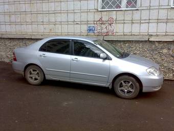 2003 Toyota Corolla Photos