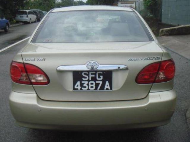 2004 Toyota Corolla