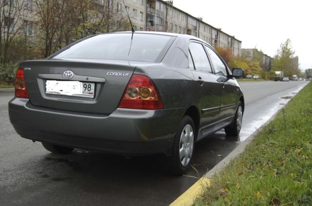 2004 Toyota Corolla