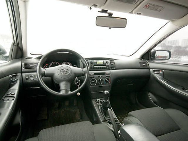 2004 Toyota Corolla