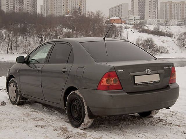 2004 Toyota Corolla