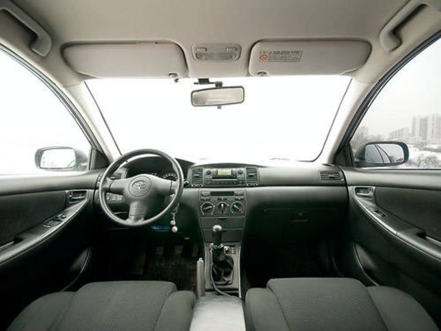 2004 Toyota Corolla