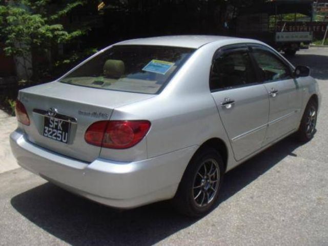 2004 Toyota Corolla