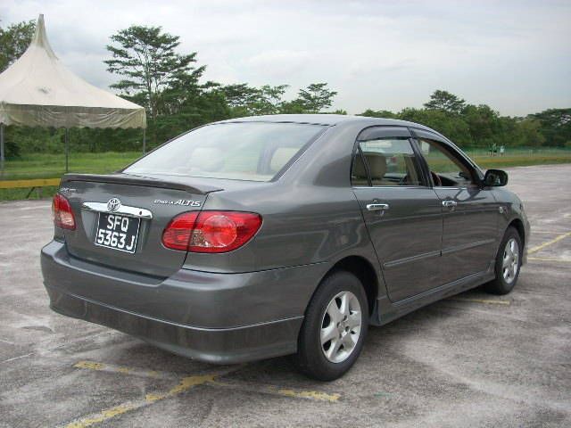 2004 Toyota Corolla